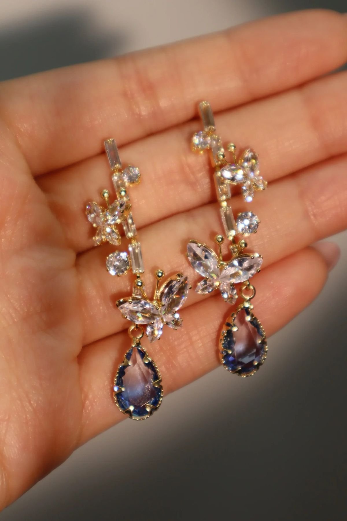 96323684294c7a9eaad8046051fd1425 TEAR DROP EARRINGS